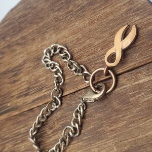 B2205 breast cancer awareness pink ribbon‎ charm bracelet vintage